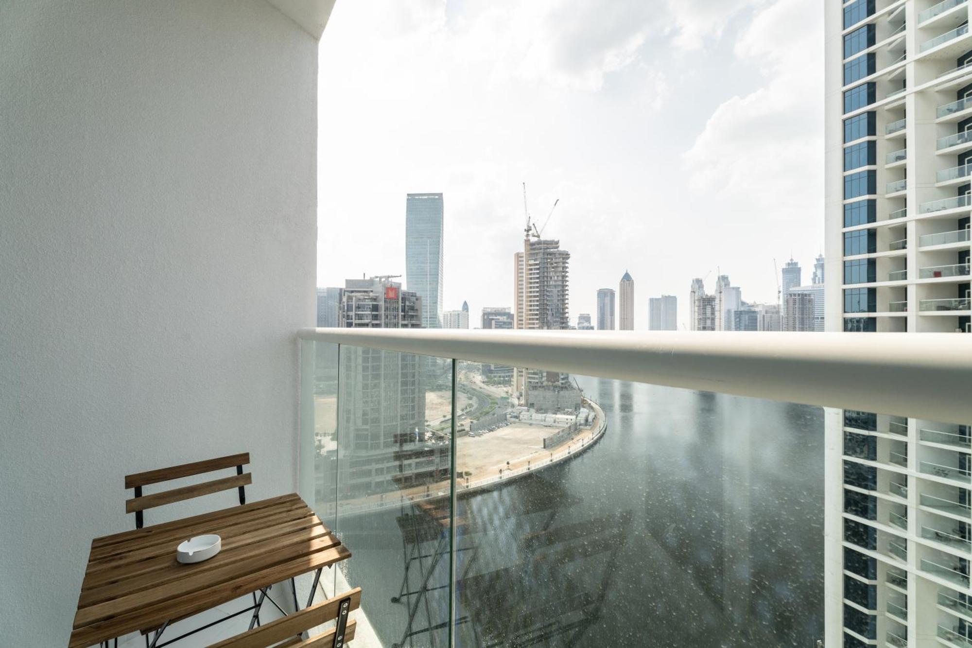 Aliving Stylish At Damac Prive With Balcony And Partial Burj Khalifa View-1315 Dubai