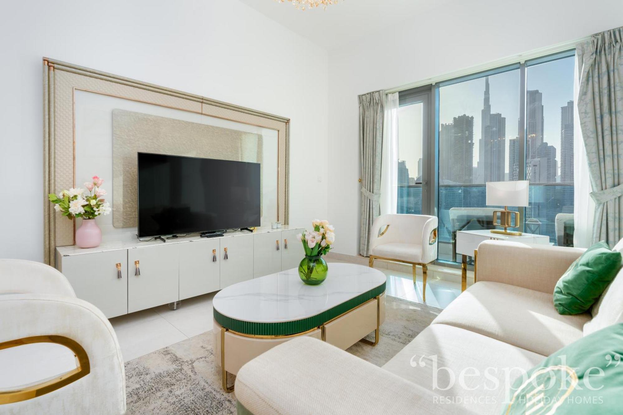 Bespoke - The Bay Residence, Stunning Views Apartment Dubai