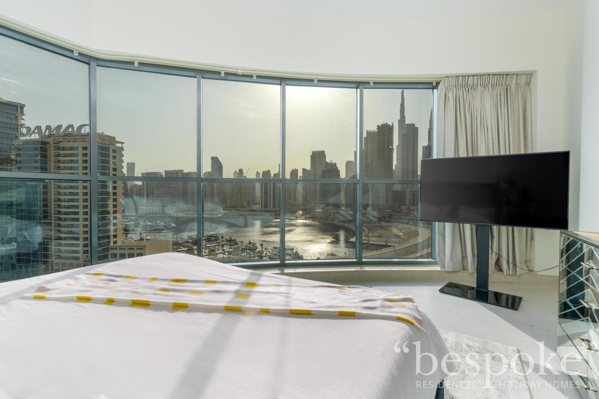 Bespoke - The Bay Residence, Stunning Views Apartment *