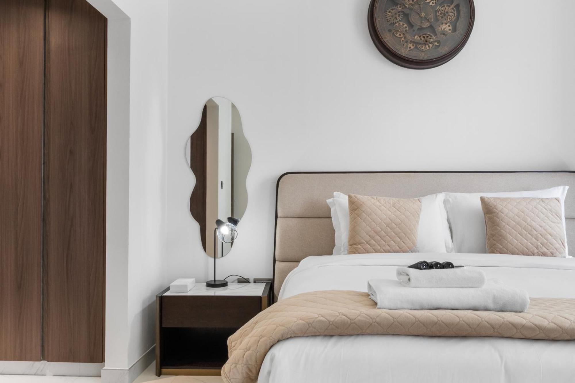 District One, Mbr New Partial Lagoon View Apartment Dubai