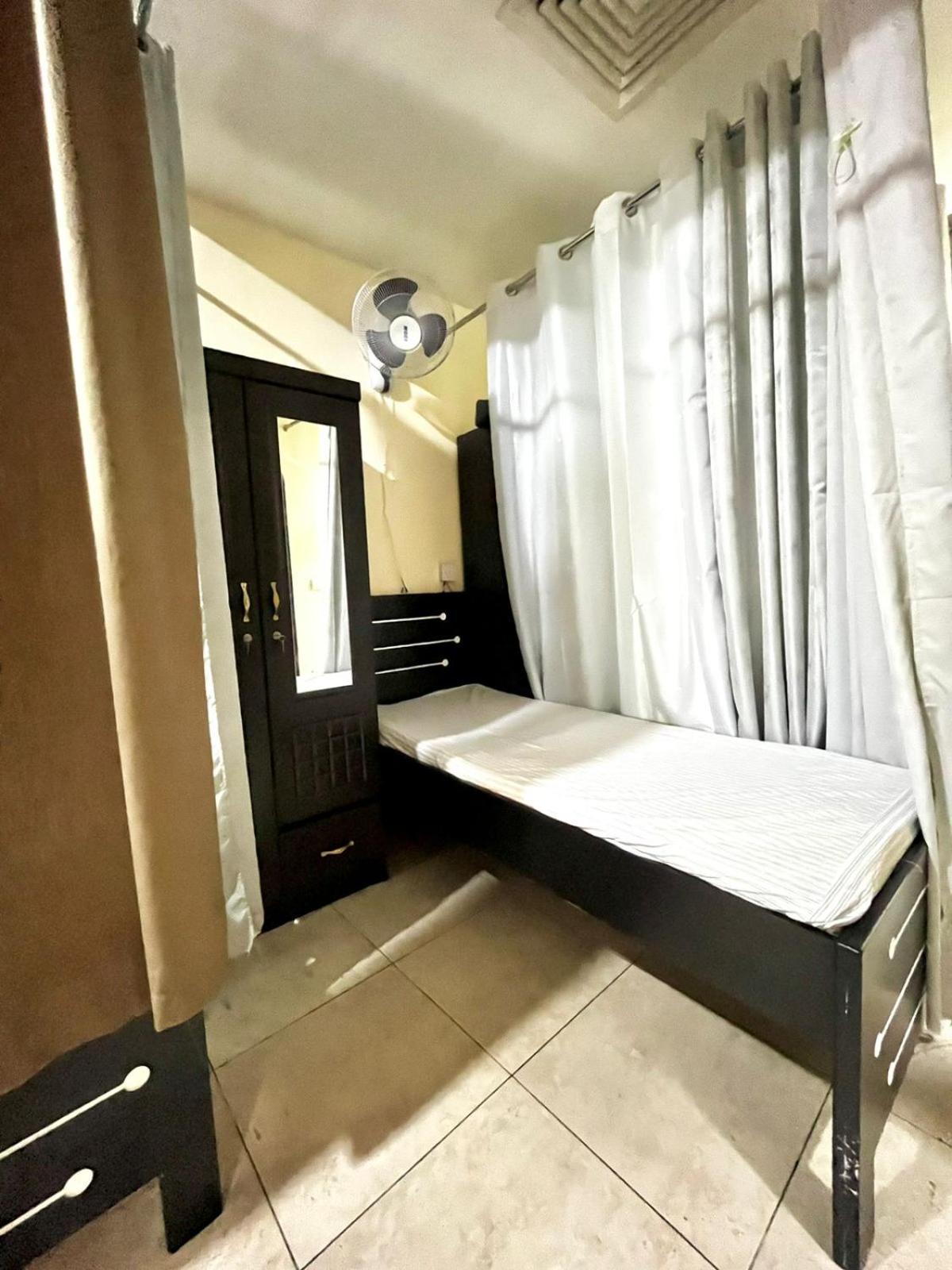 Ready To Rent Partitions Bed Spaces & Dubai