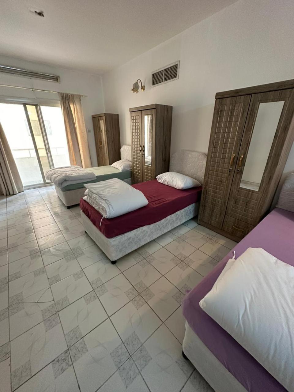 Ready To Rent Partitions Bed Spaces & Dubai