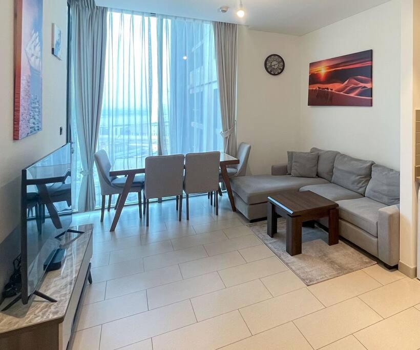 Elegant 1br In Sobha Hartland Apartment