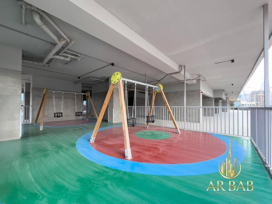 Elite - Luxury - Horse Course View Apartment Dubai