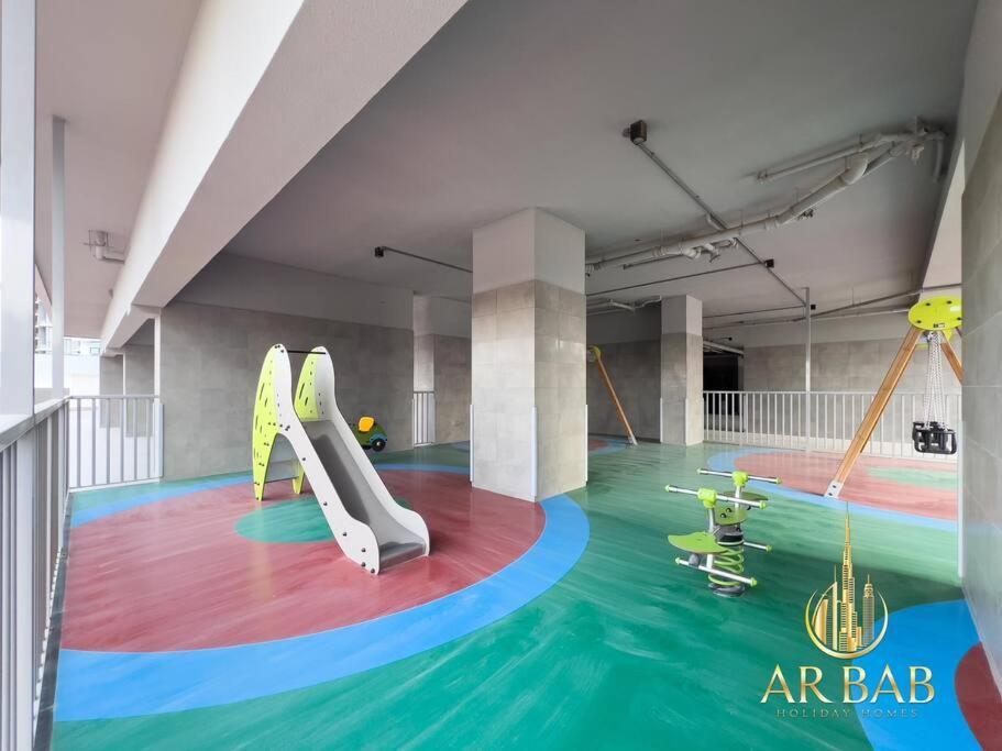 Elite - Luxury - Horse Course View Dubai