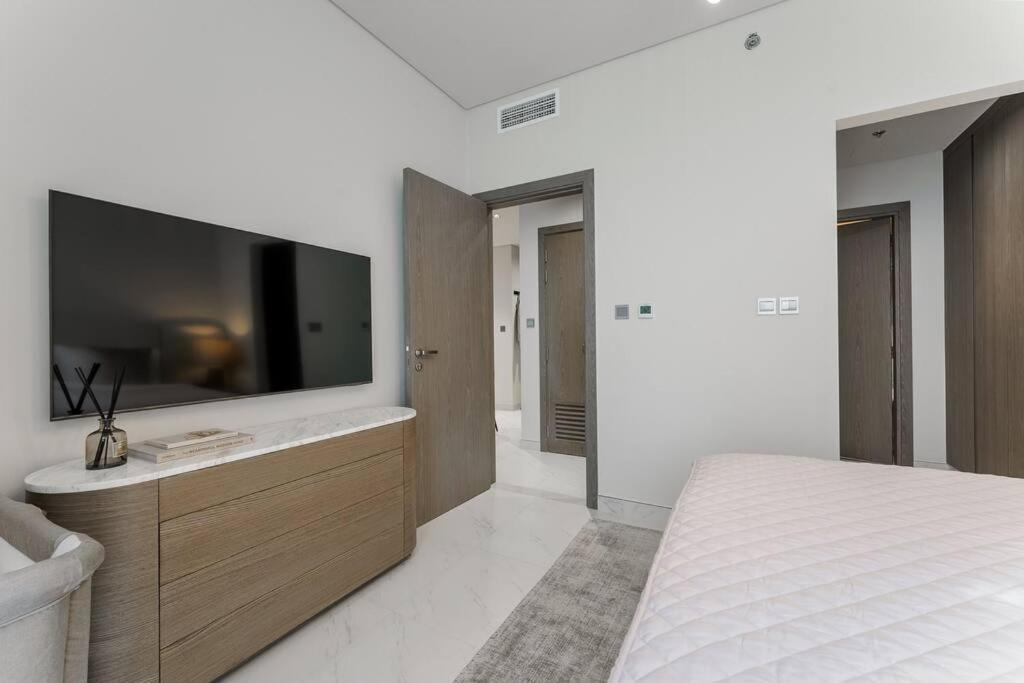 One Bedroom At District One Residences Apartment *
