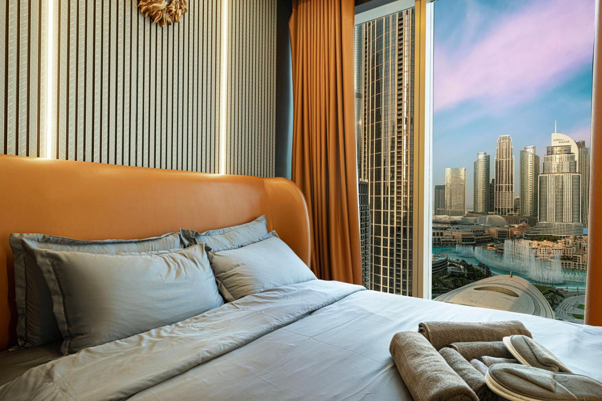 Kabene Exotic, Burj Khalifa & Fountain View, 5 Starts, 4 Bedroom, In Dubai