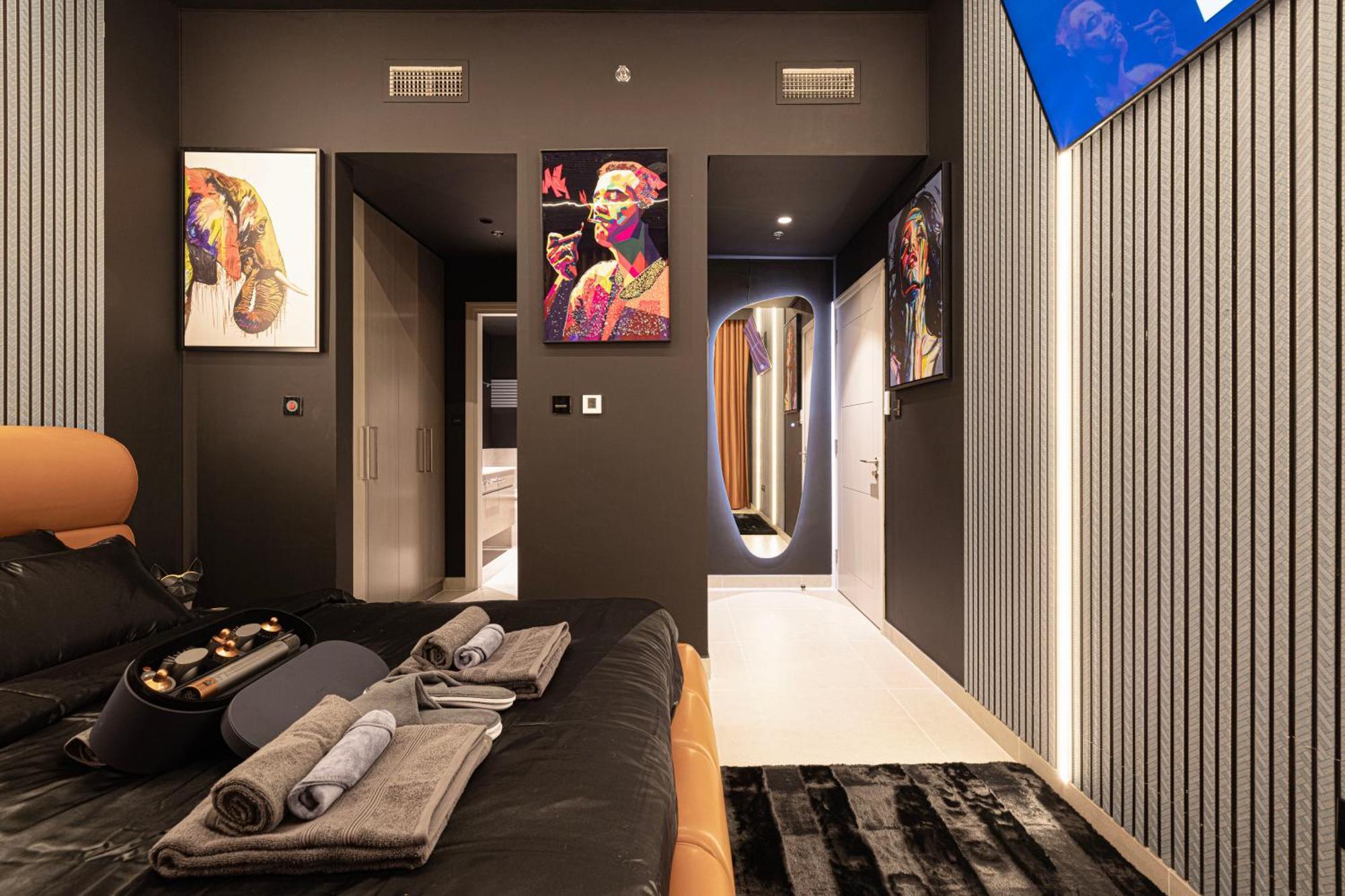 Apartment Kabene Exotic, Burj Khalifa & Fountain View, 5 Starts, 4 Bedroom, In