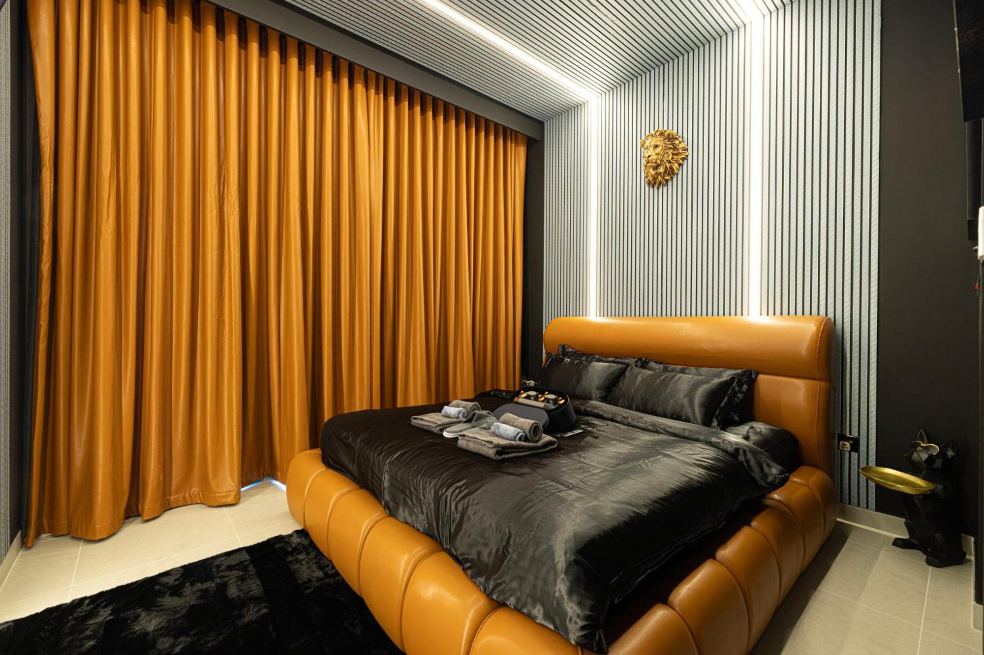 Apartment Kabene Exotic, Burj Khalifa & Fountain View, 5 Starts, 4 Bedroom, In Dubai