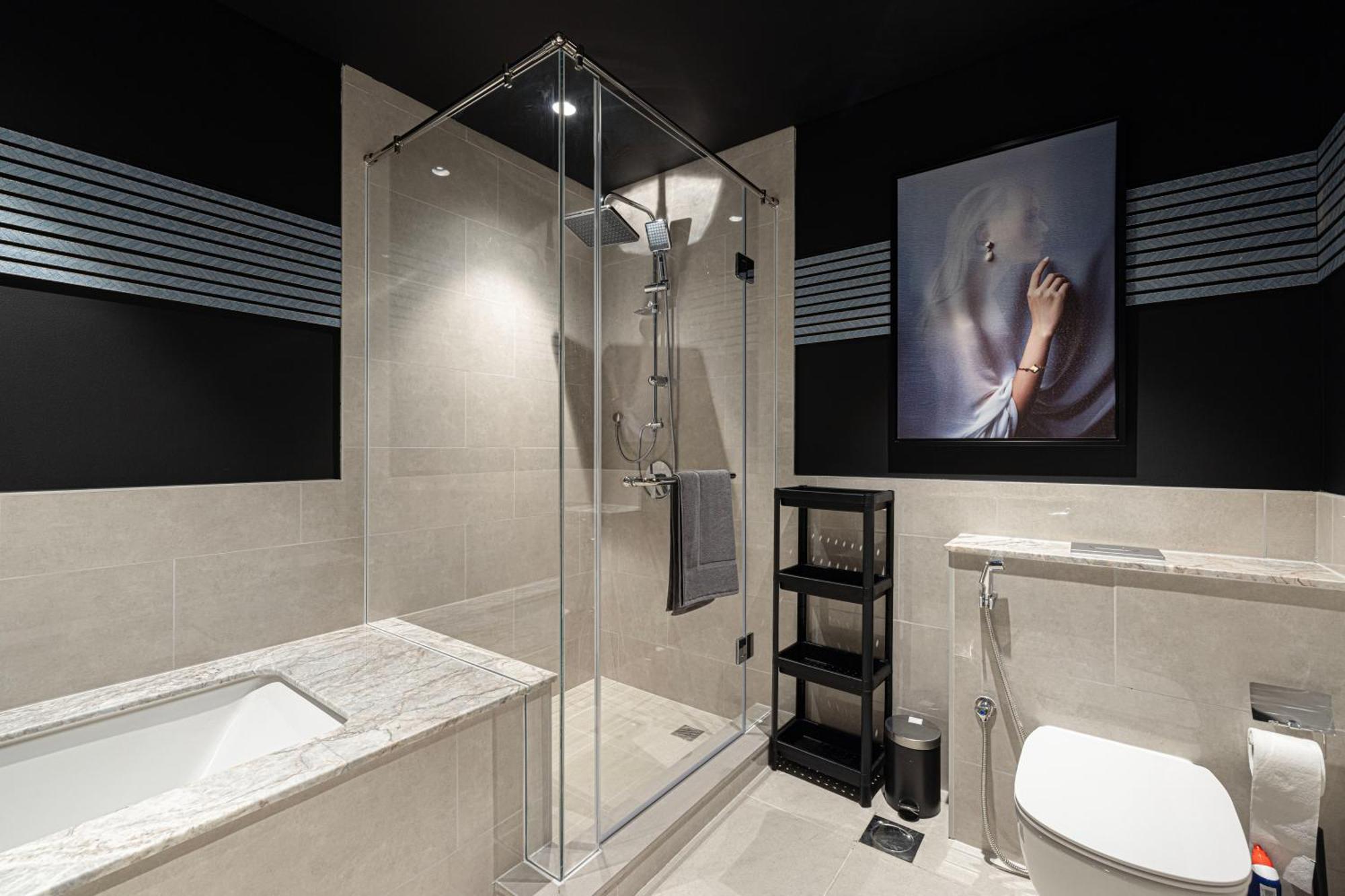 Kabene Exotic, Burj Khalifa & Fountain View, 5 Starts, 4 Bedroom, In Apartment Dubai
