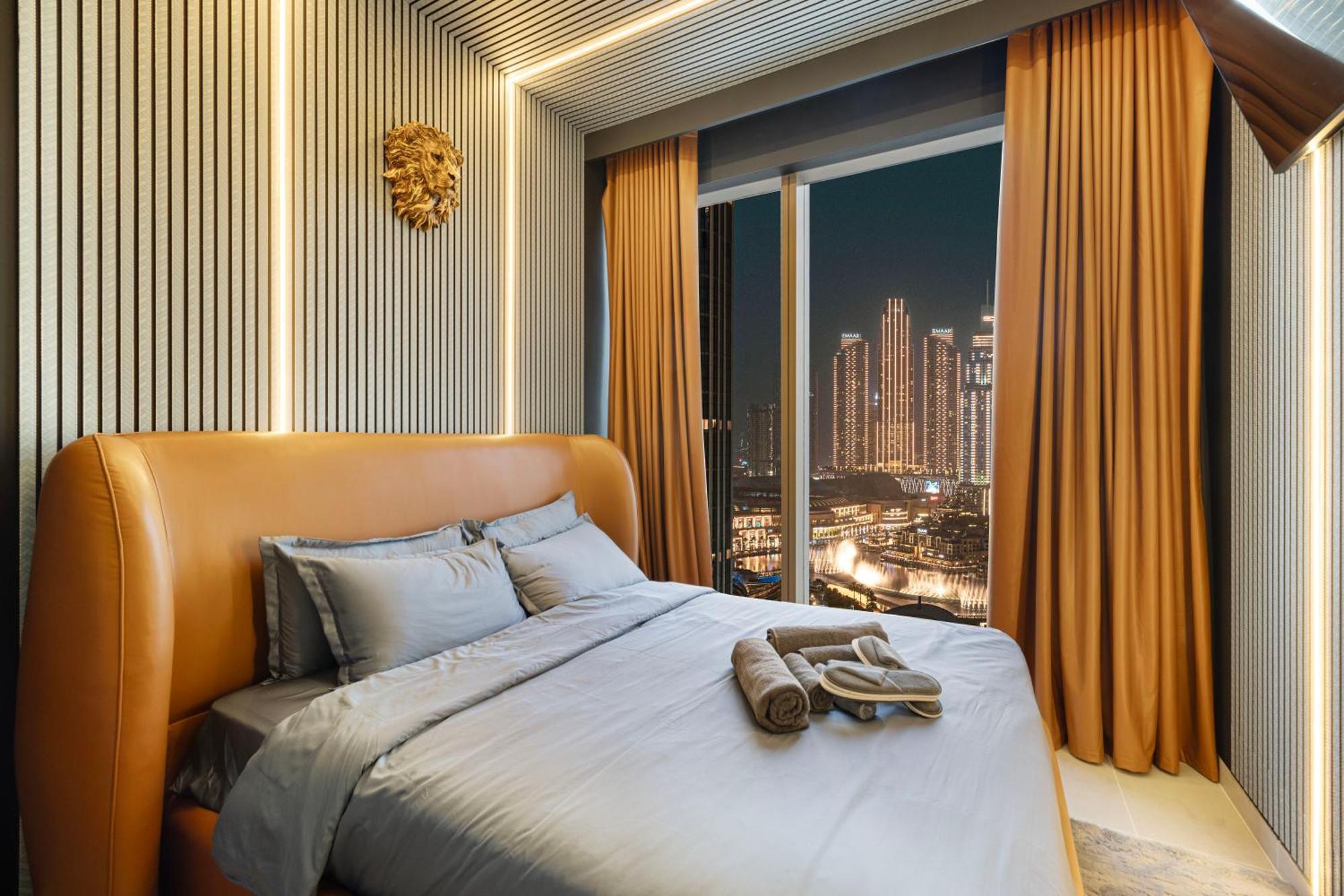 Kabene Exotic, Burj Khalifa & Fountain View, 5 Starts, 4 Bedroom, In Apartment Dubai