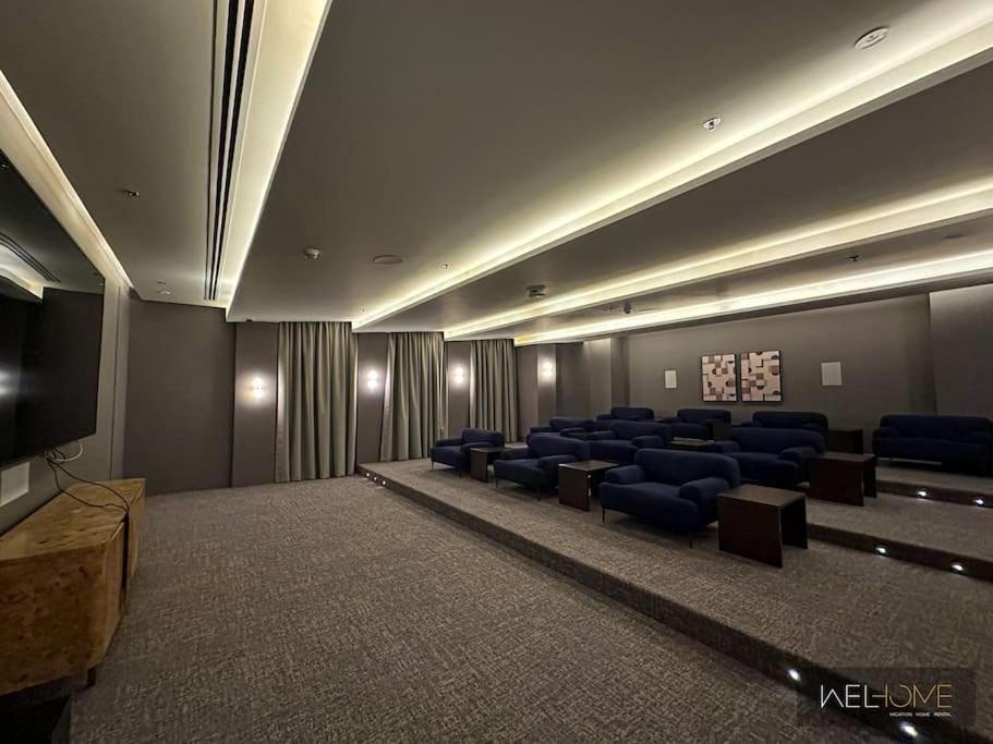 Welhome - Exclusive 2br In Downtown * Dubai