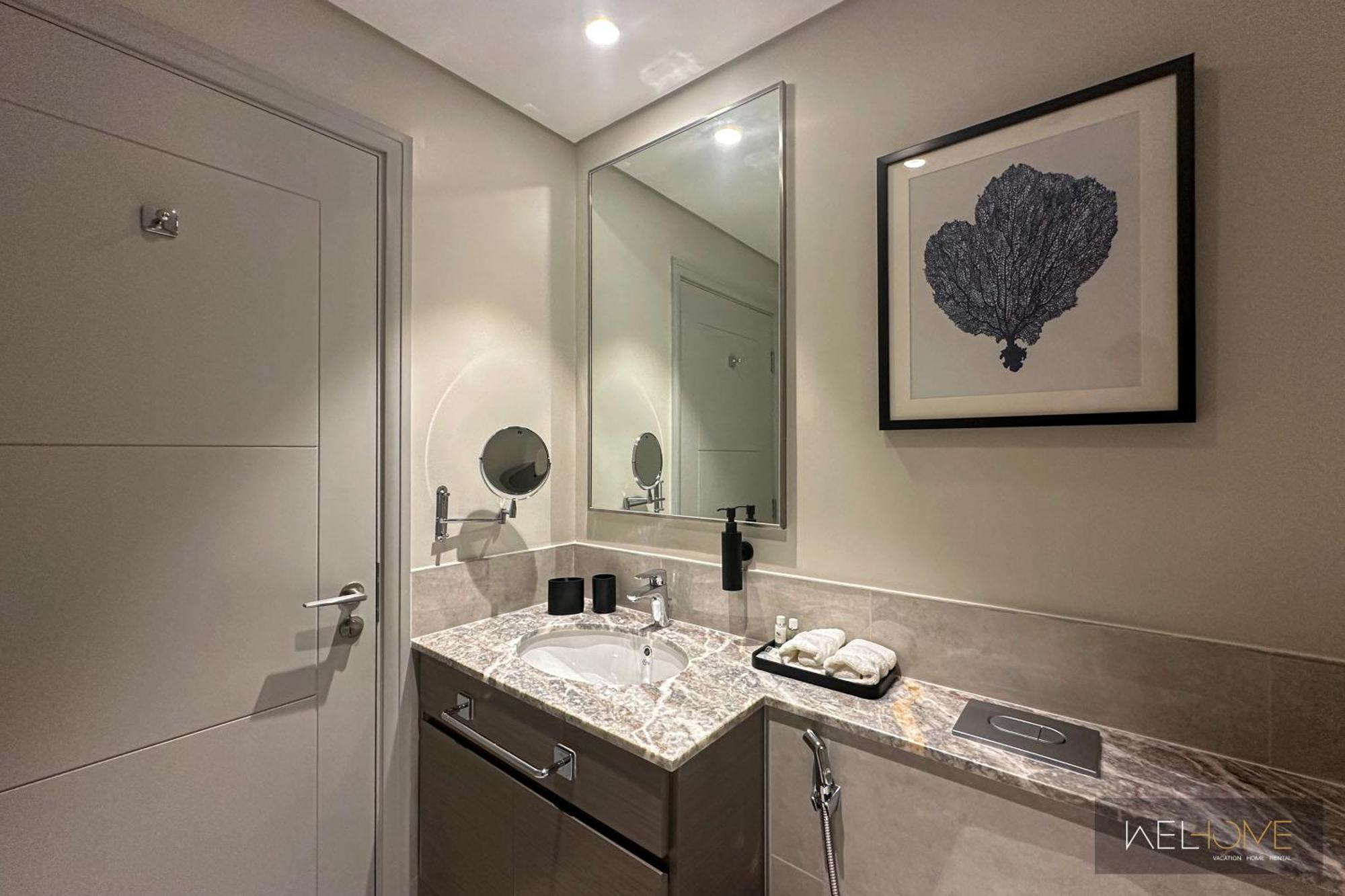 Welhome - Exclusive 2br In Downtown Apartment Dubai