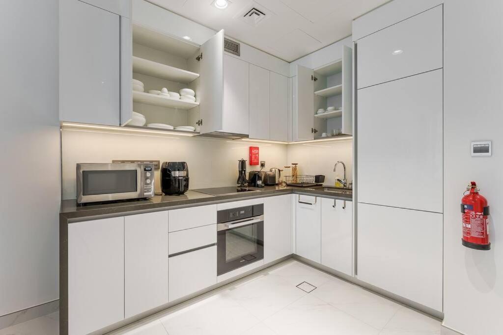 One Bedroom At District One Apartment *