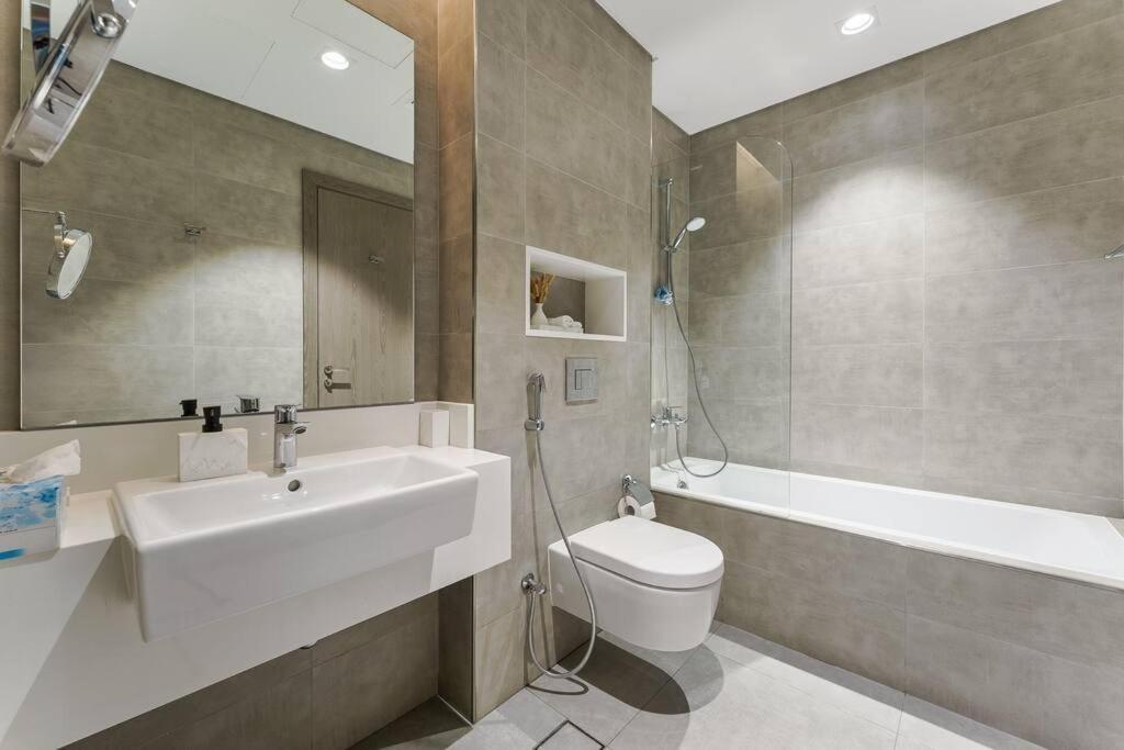 One Bedroom At District One * Dubai