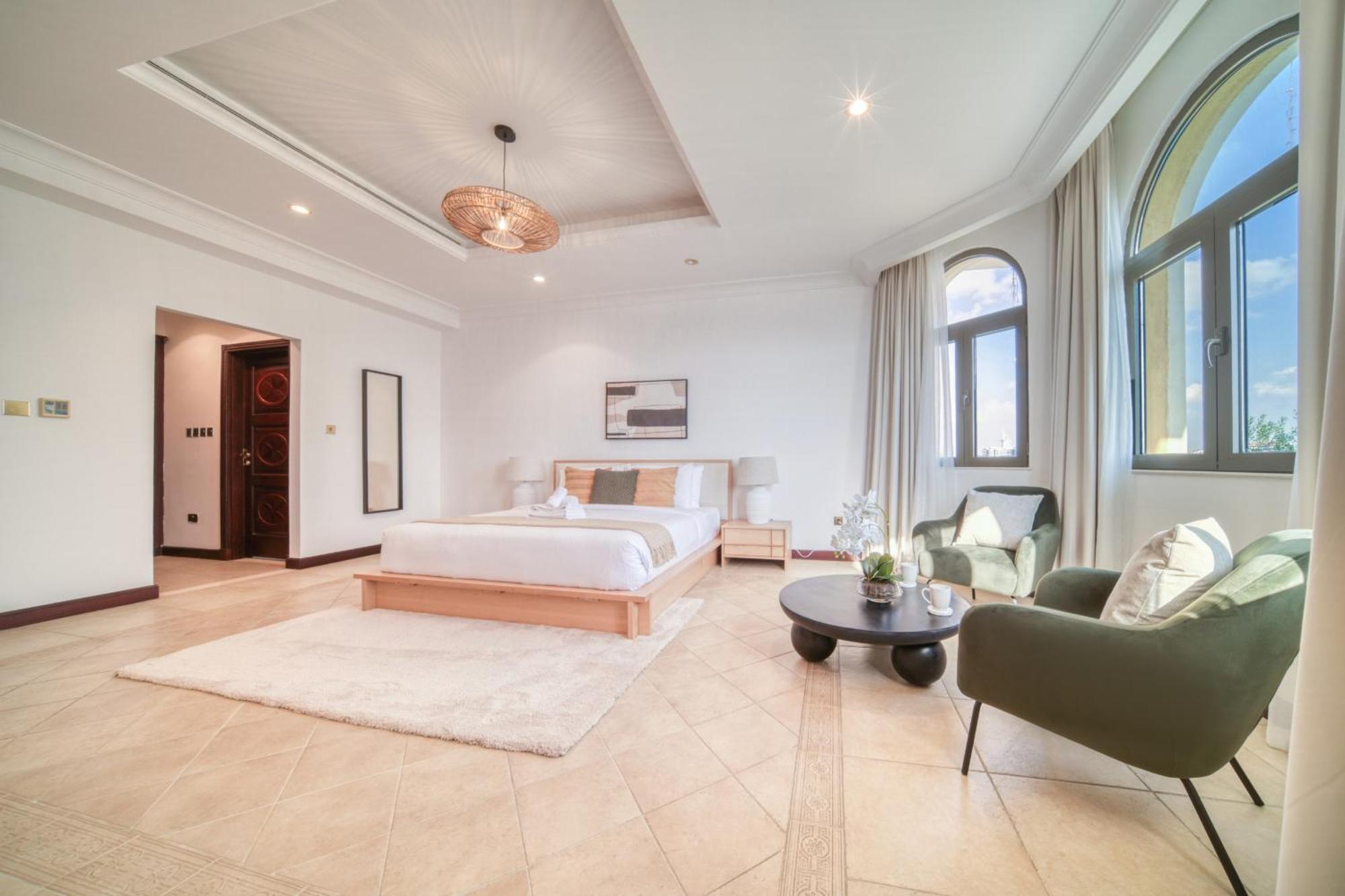 Frond D, Front Villa, Palm Jumeirah - Mint Dubai