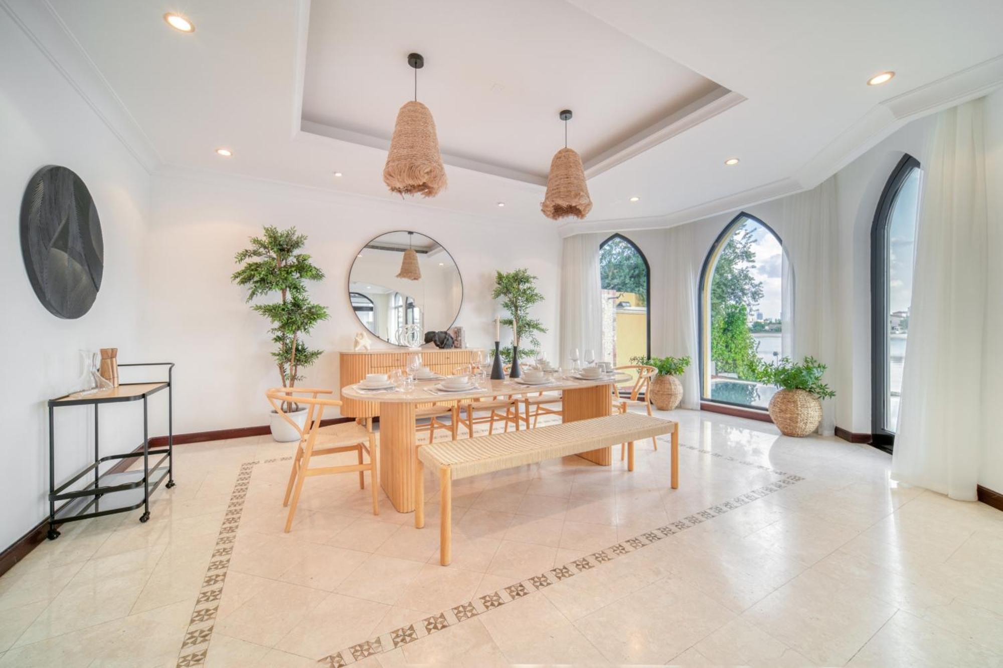 Villa Frond D, Front Villa, Palm Jumeirah - Mint *