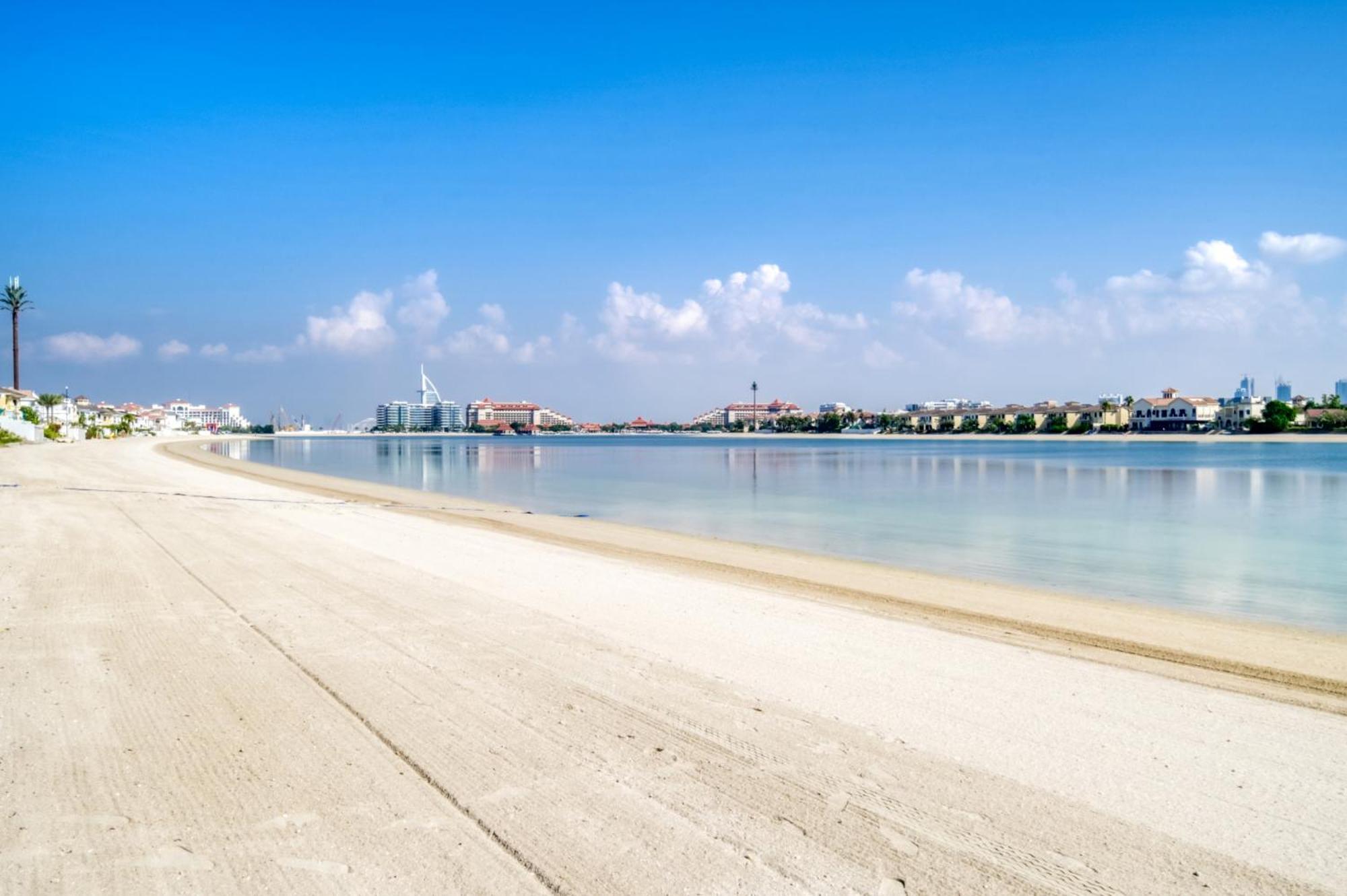 Frond D, Front Villa, Palm Jumeirah - Mint Dubai