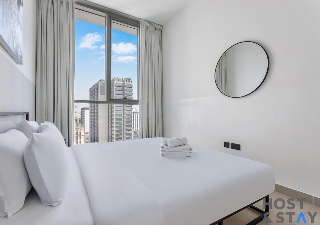 Apartment Upgraded 2br In Hills Dubai