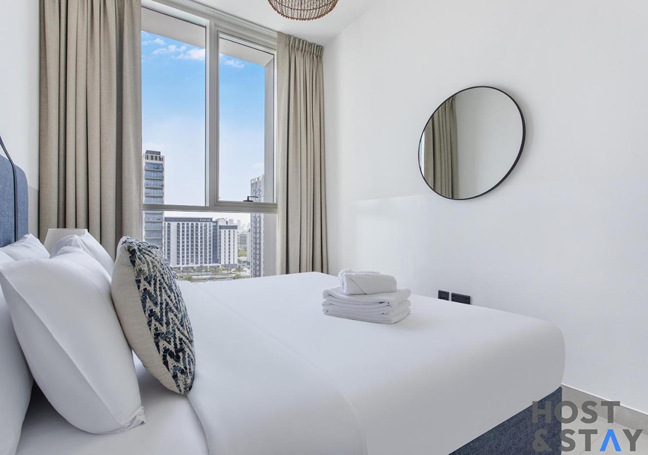 Upgraded 2br In Collective 2 Apartment Dubai