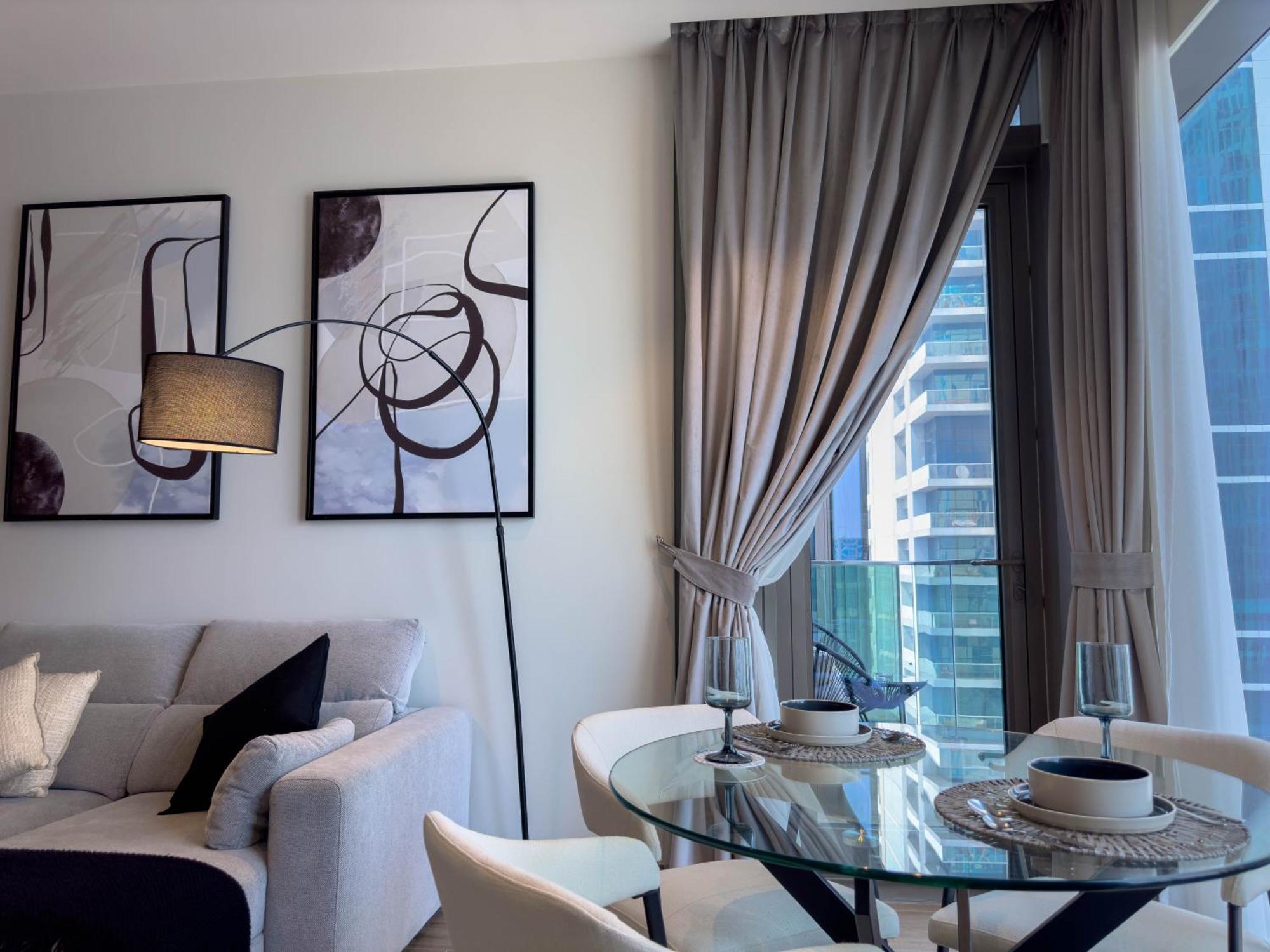 Apartment Naseem - Stylish 1br Overlooking The Marina Dubai