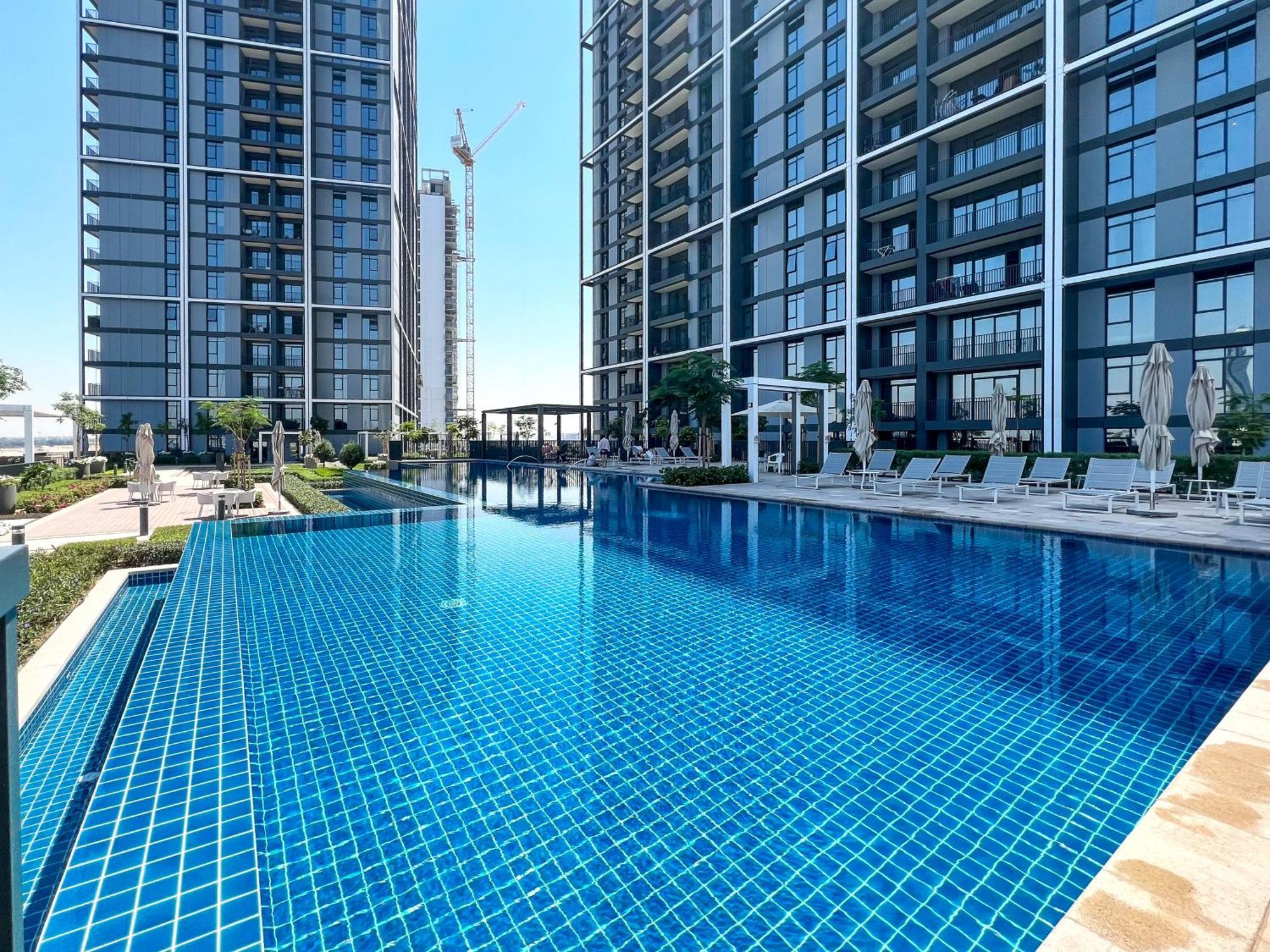 Elegant 1 Bedroom In Creek Edge Dubai
