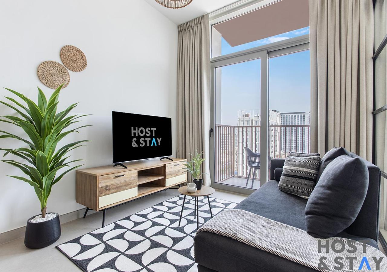 Amazing 1br In Collective2, Hills * Dubai