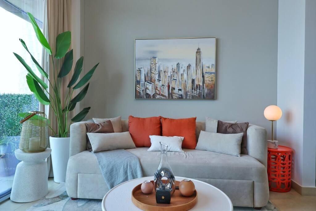 Blissful Marina Haven Apartment *