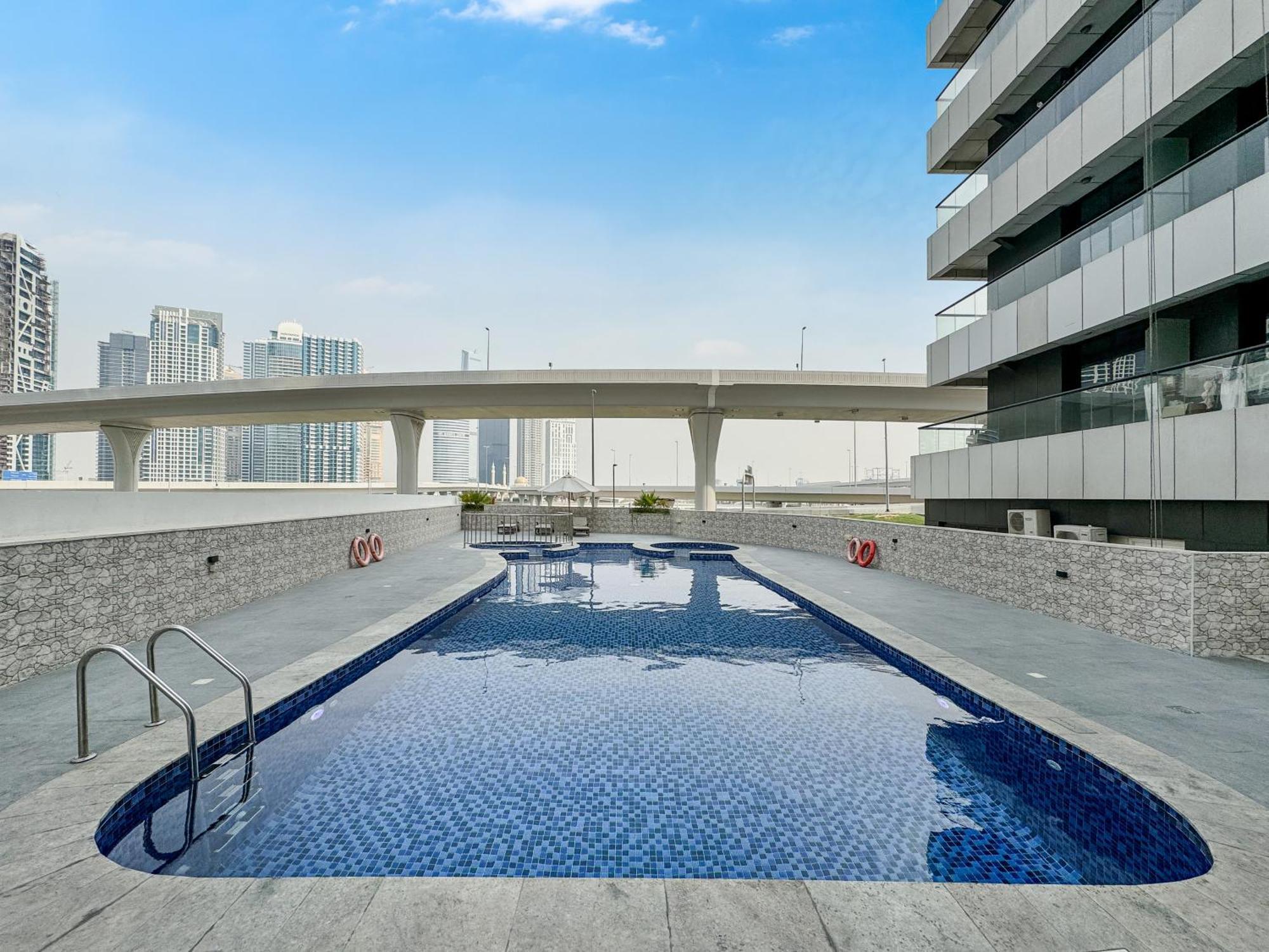 Newly Renovated Stu Marina Escan Tower *