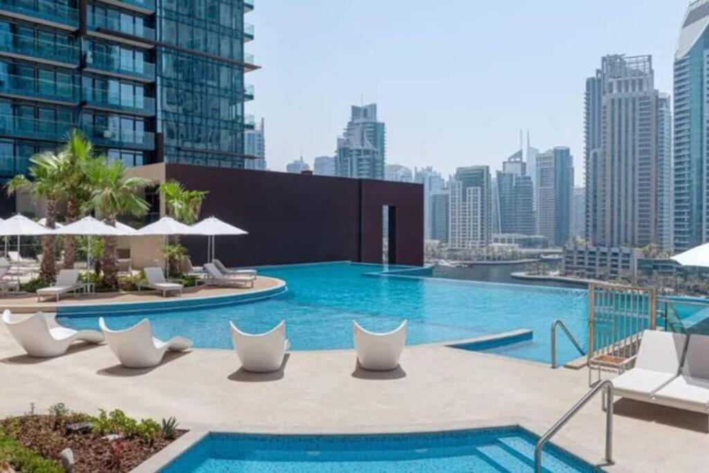 Blissful Marina Haven