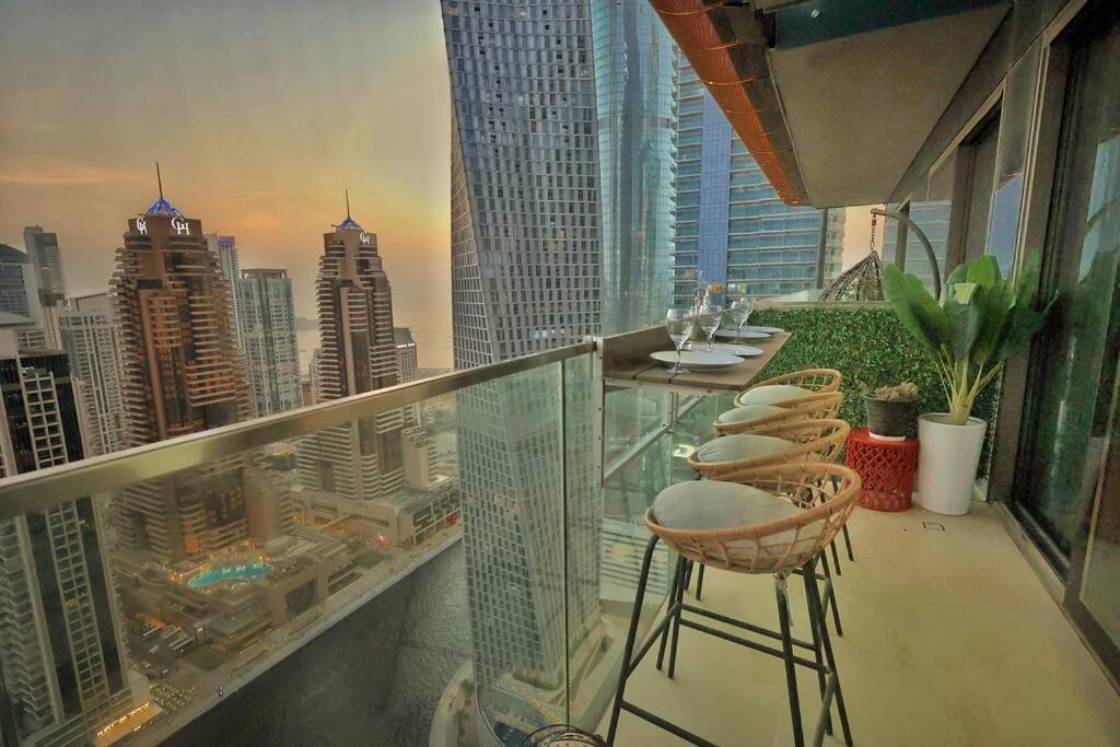 Blissful Marina Haven *