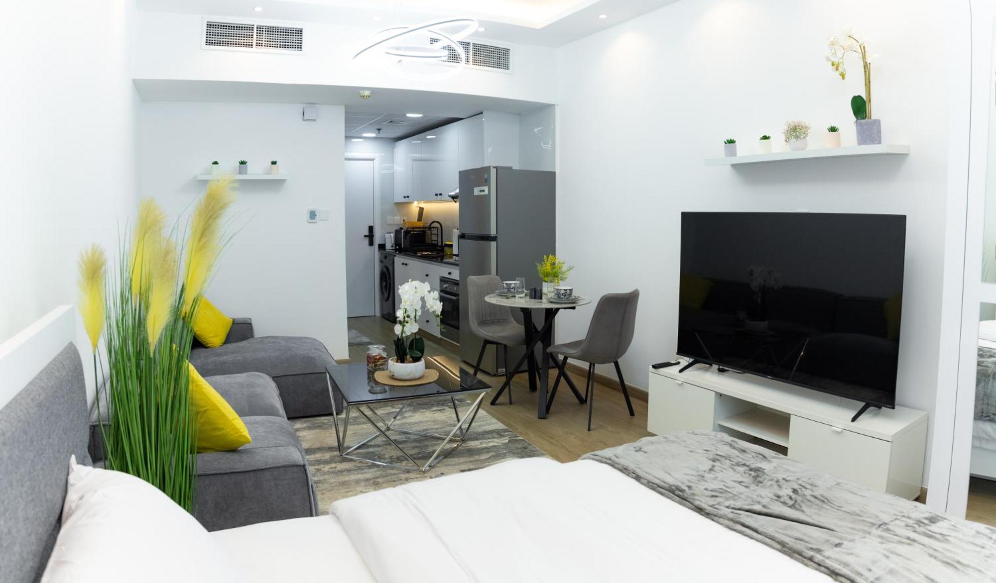 Marina - Modern Classic Apartment Dubai