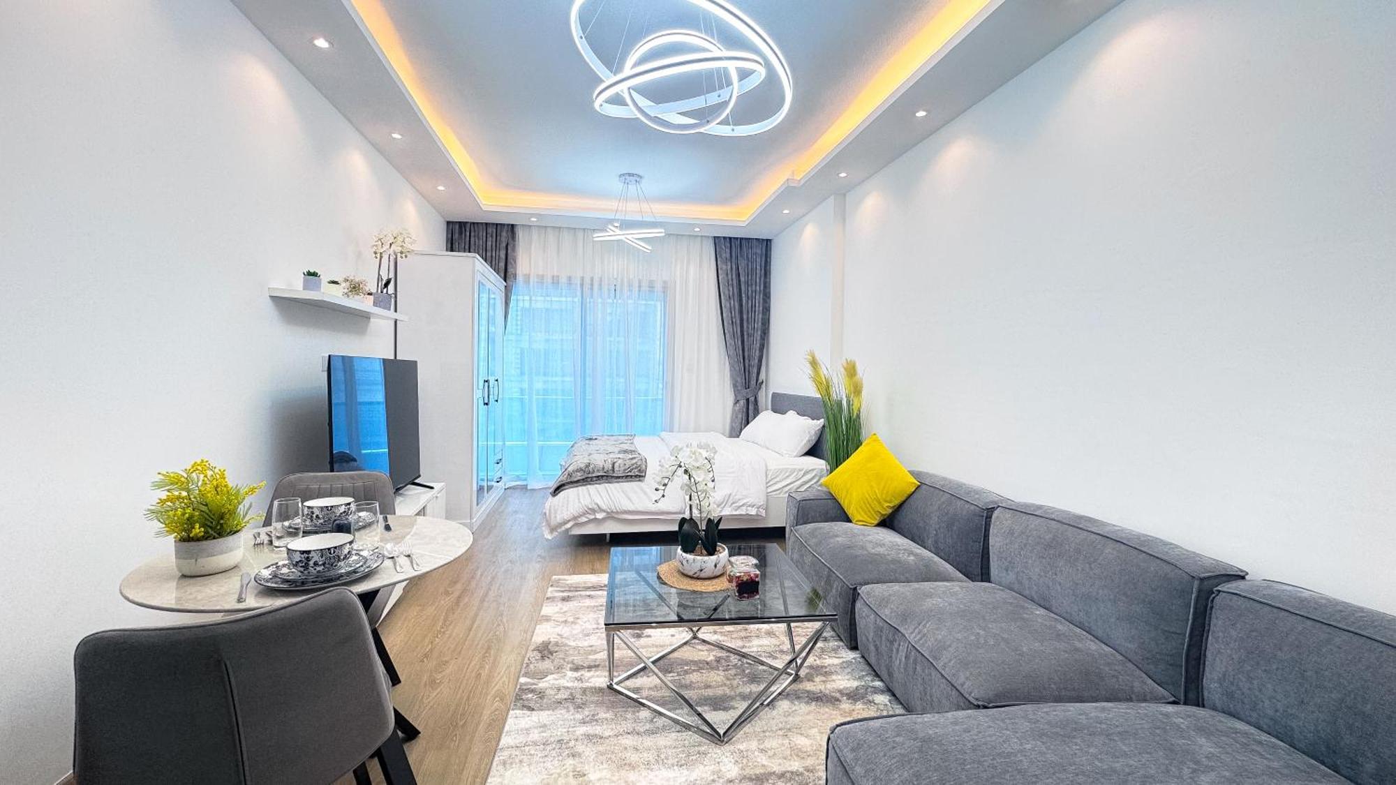 Marina - Modern Classic Apartment