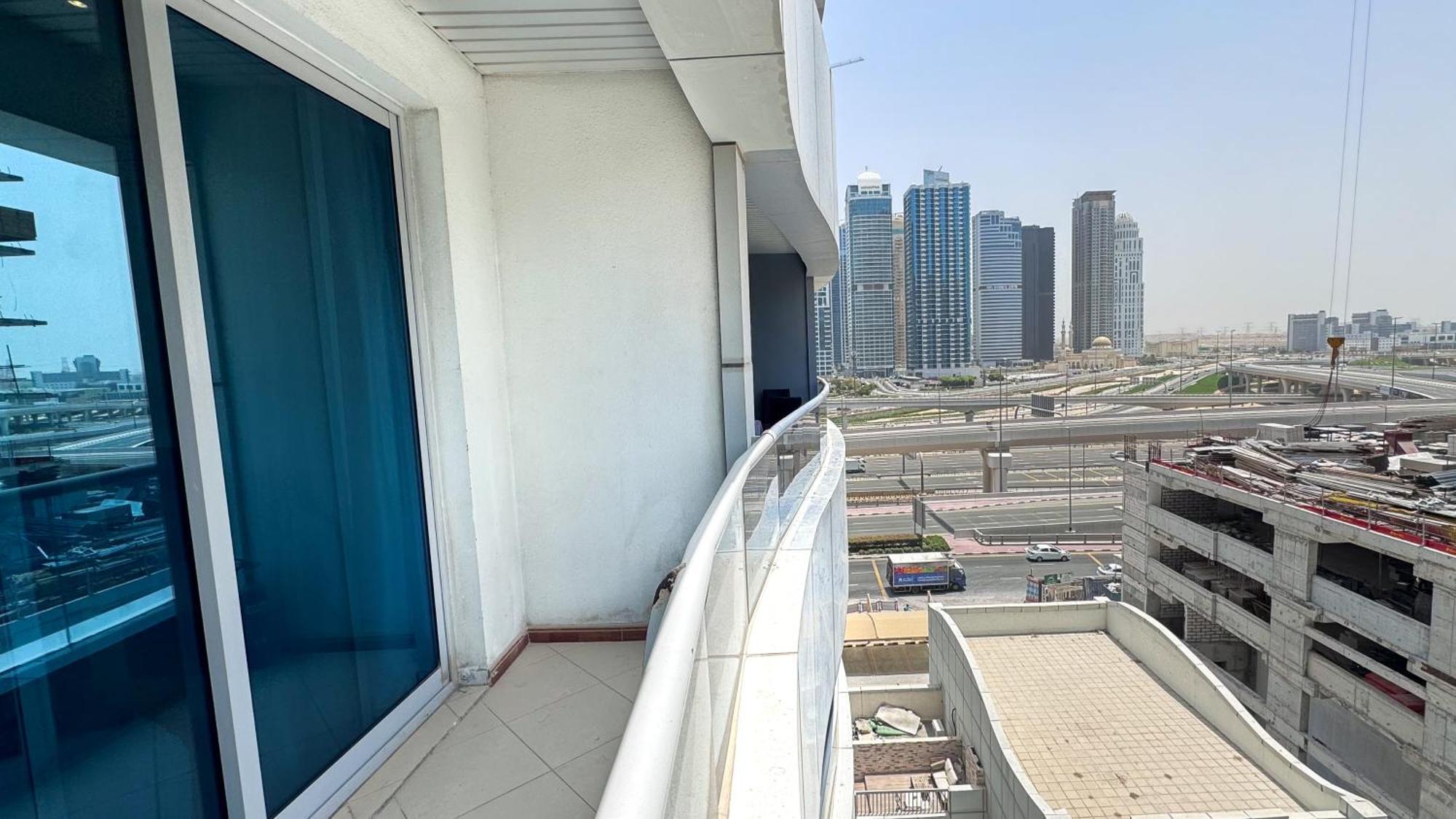 Marina - Modern Classic Apartment Dubai