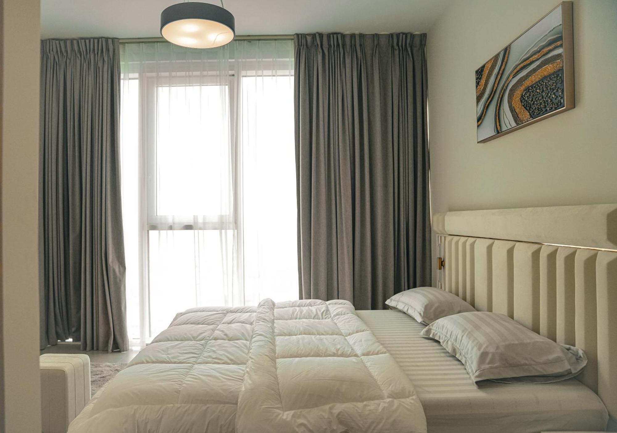 Apartment One Residences, East Tower- Luxury 360 Live *