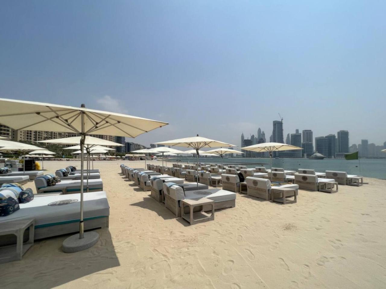 Palm Jumeirah - Free Infinity Pool & Private Beach