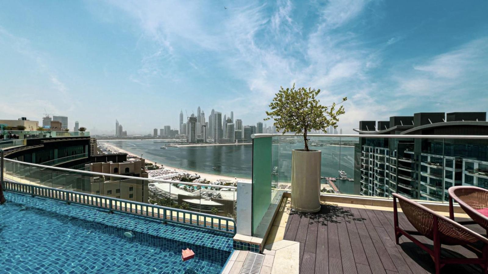 Palm Jumeirah - Free Infinity Pool & Private Beach