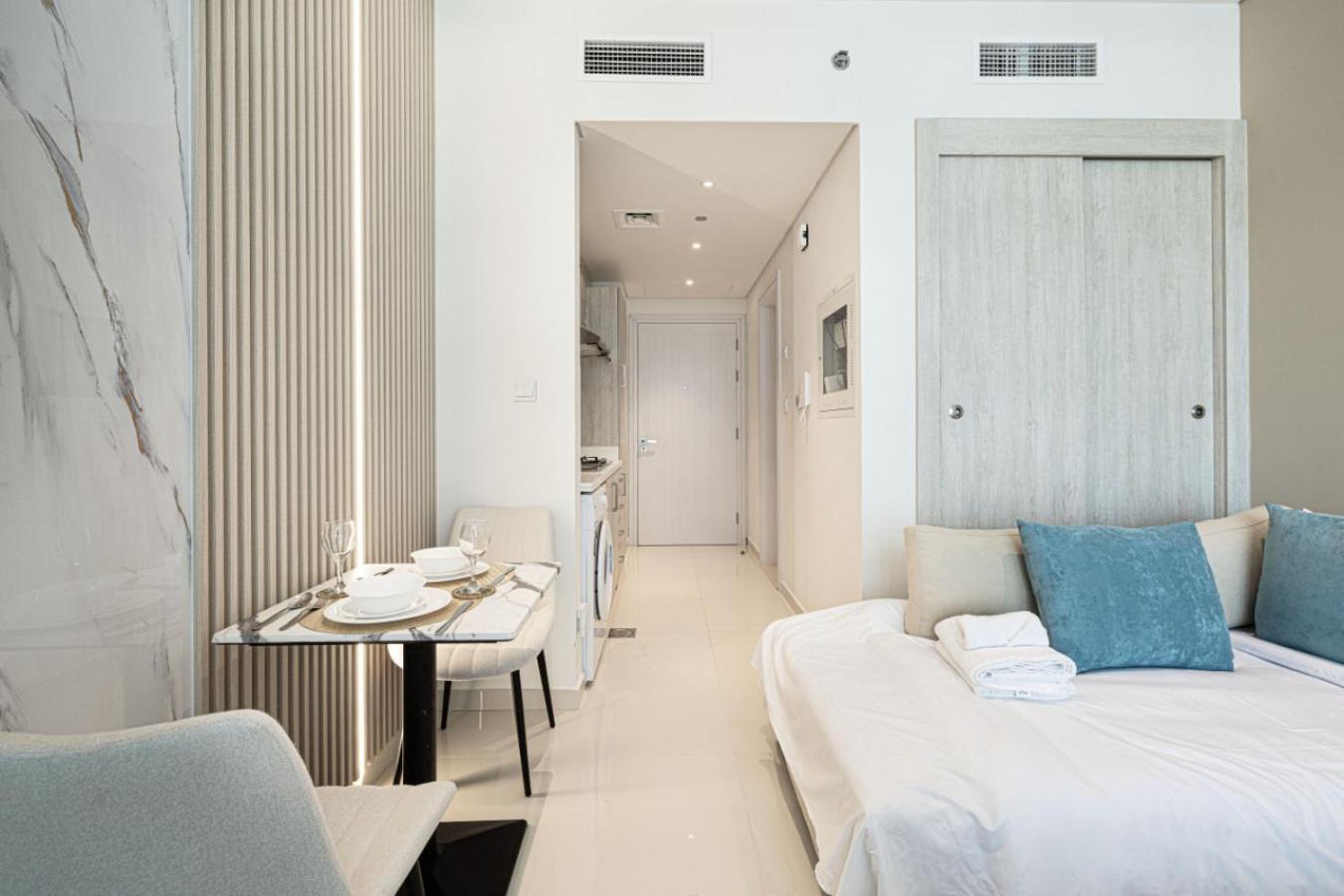 Apartment Palm Jumeirah - Free Infinity Pool & Private Beach *