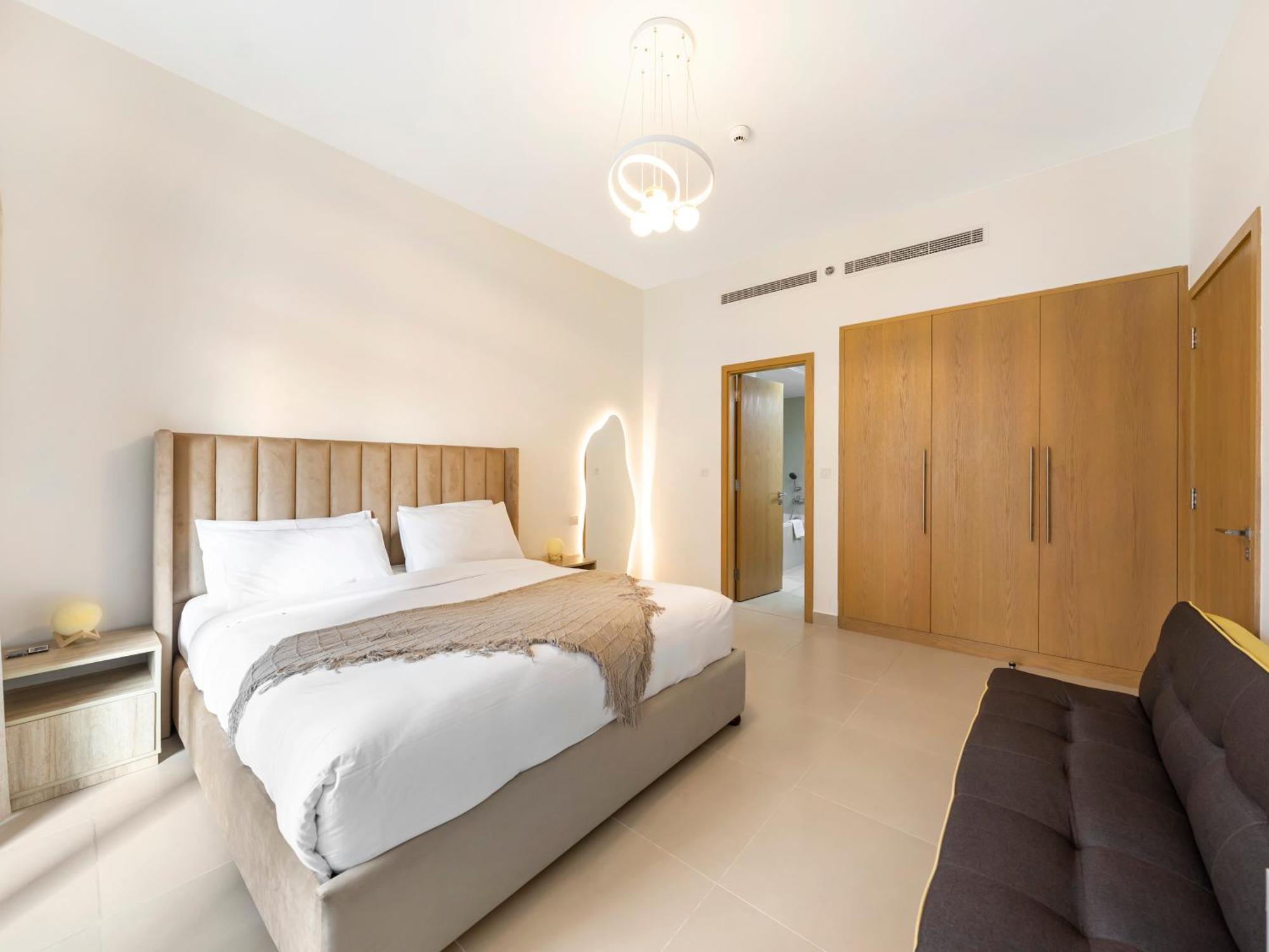 Apartment Downtown With Burj Khalifa View Haven Heights Homes *
