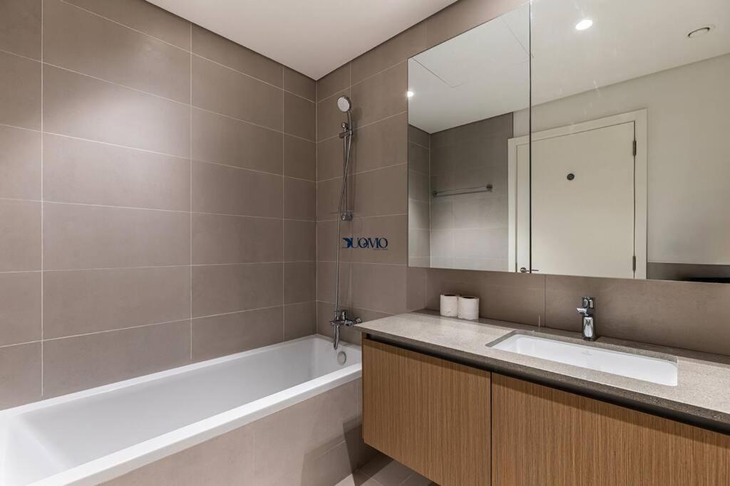Myduomo- Cozy & Stylish 2br In Creek Beach-407 * Dubai