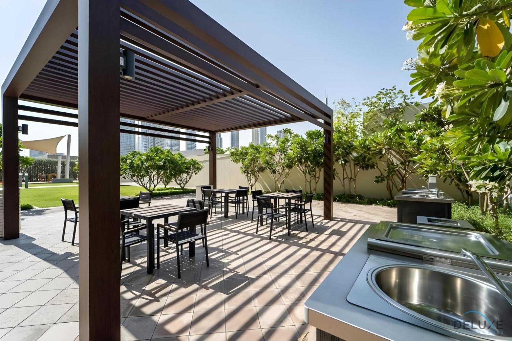 Charming 1br In Downtown Views 1, Downtown By Deluxe Homes Apartment Dubai