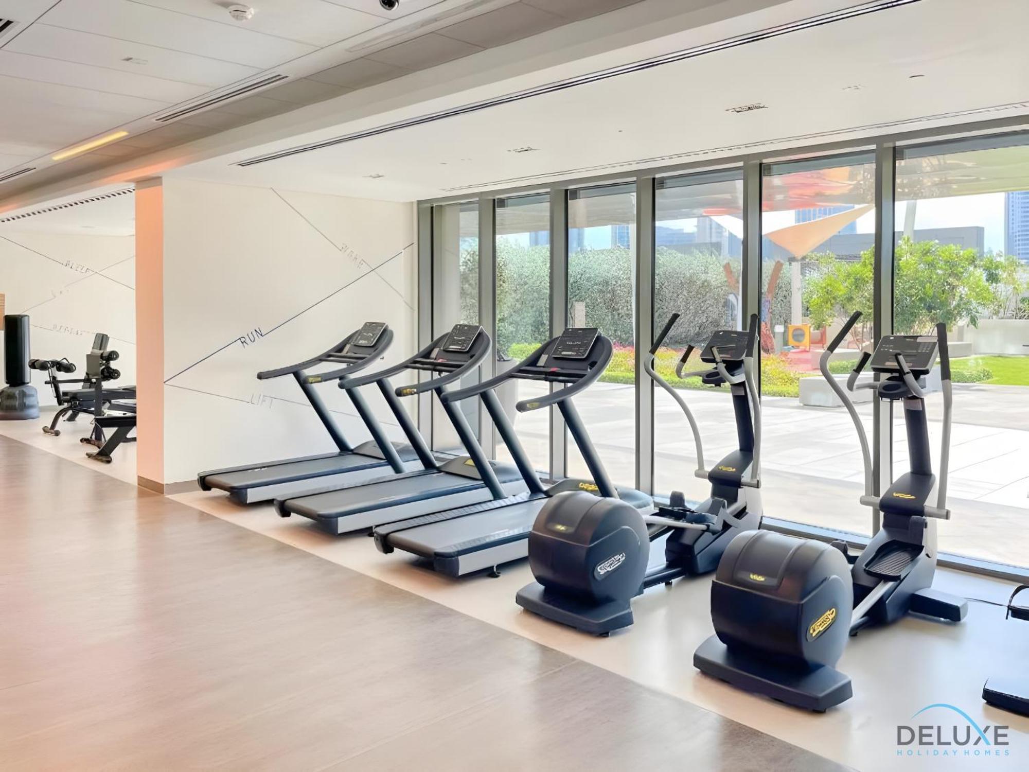 Charming 1br In Downtown Views 1, Downtown By Deluxe Homes * Dubai