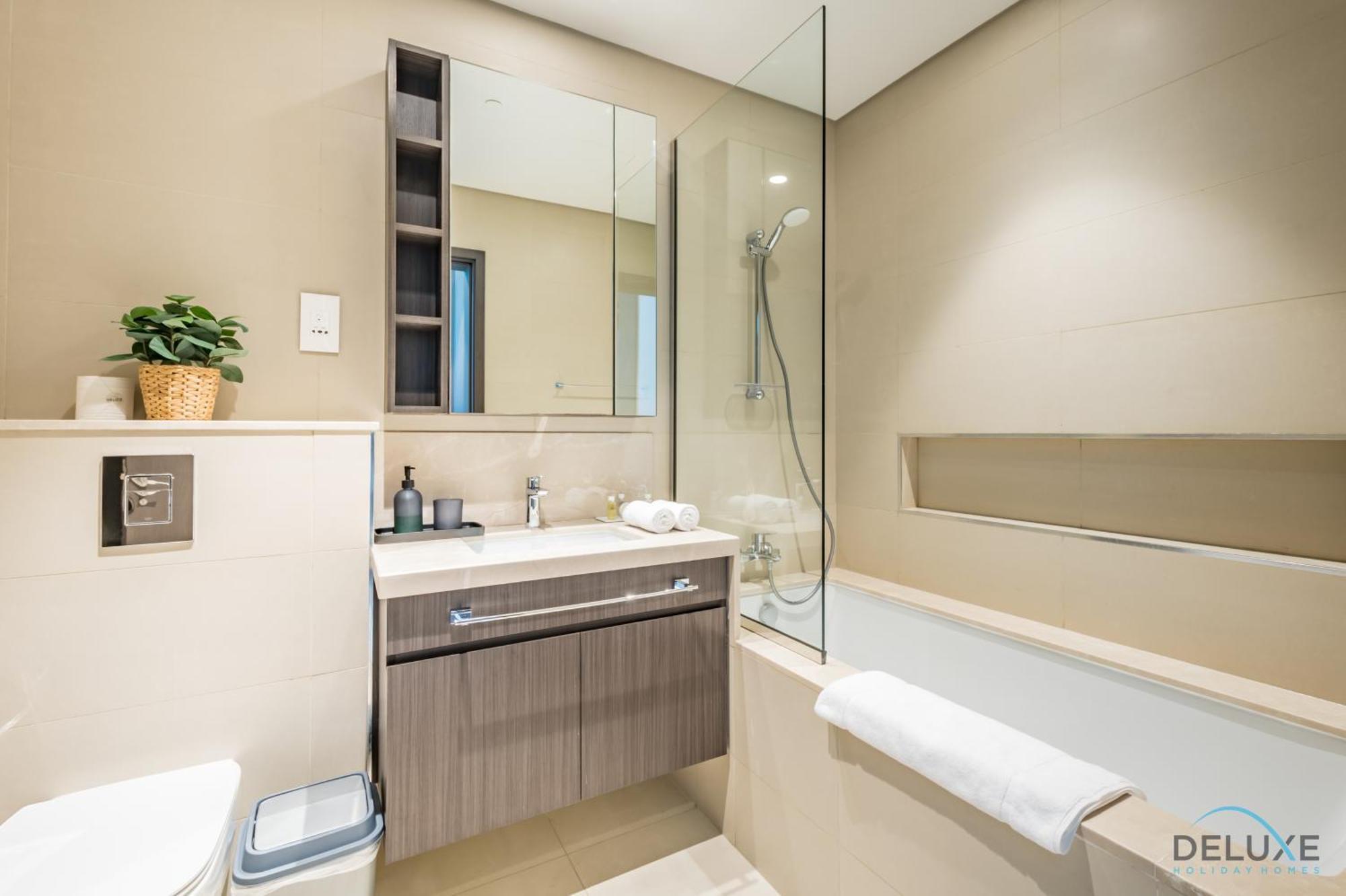 Charming 1br In Downtown Views 1, Downtown By Deluxe Homes Apartment Dubai