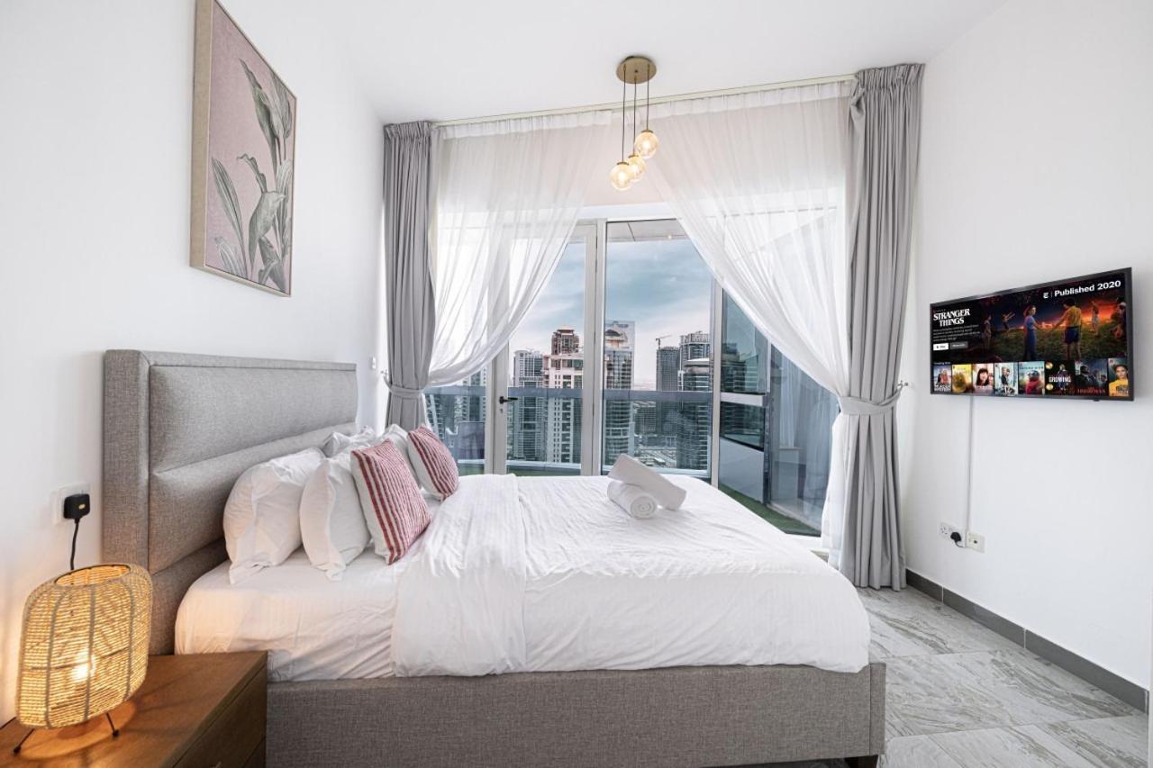 Expansive 5br Marina Near Jbr Apartment *