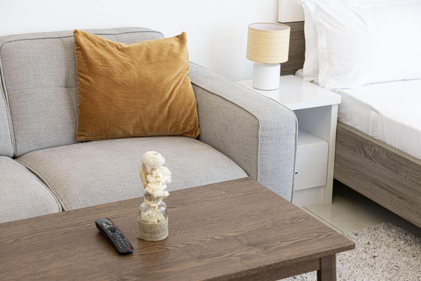 Apartment Luxe | In Jvc | Cozy And Stylish *