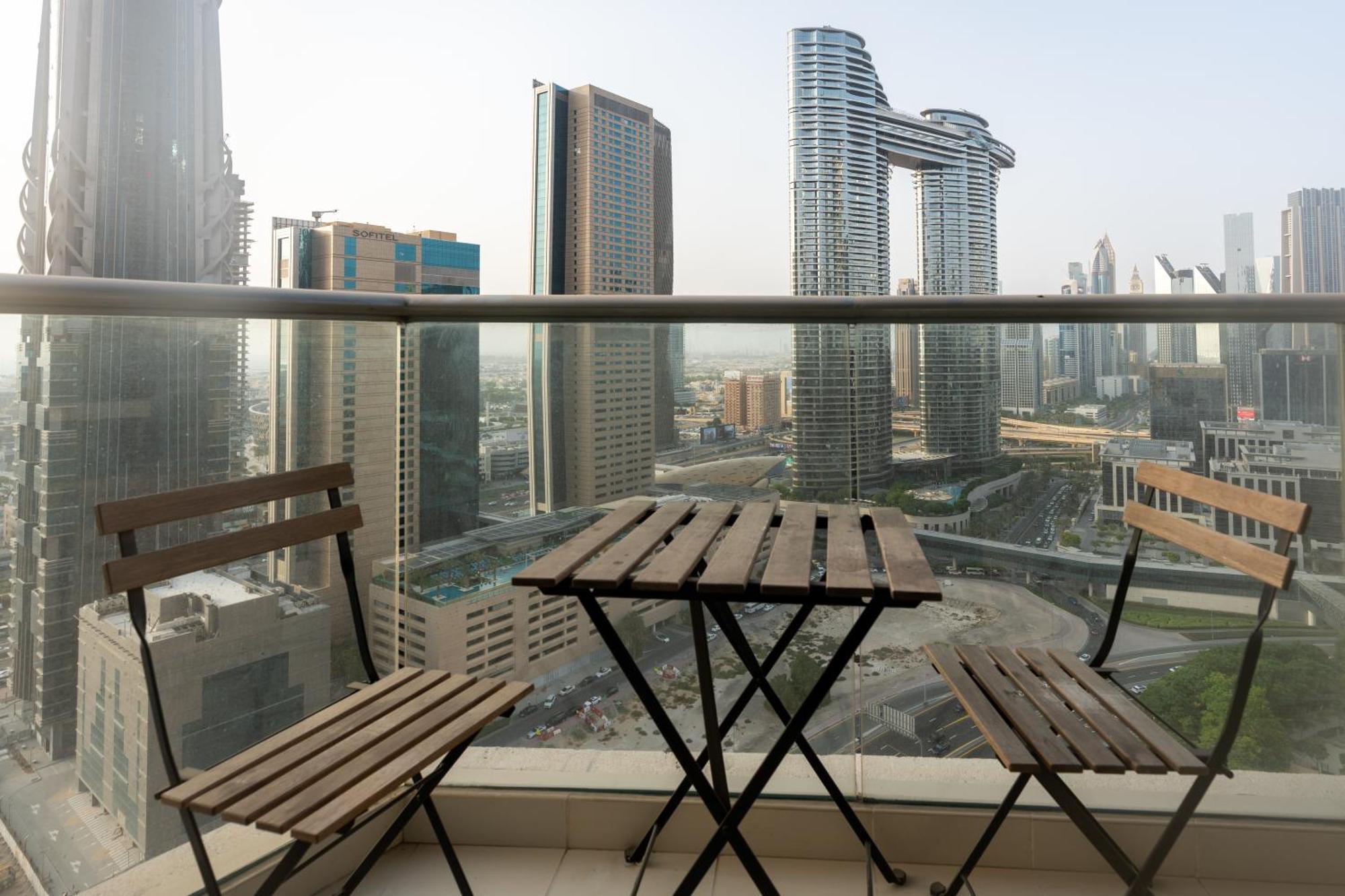 Vacay Lettings - Lofts * Dubai