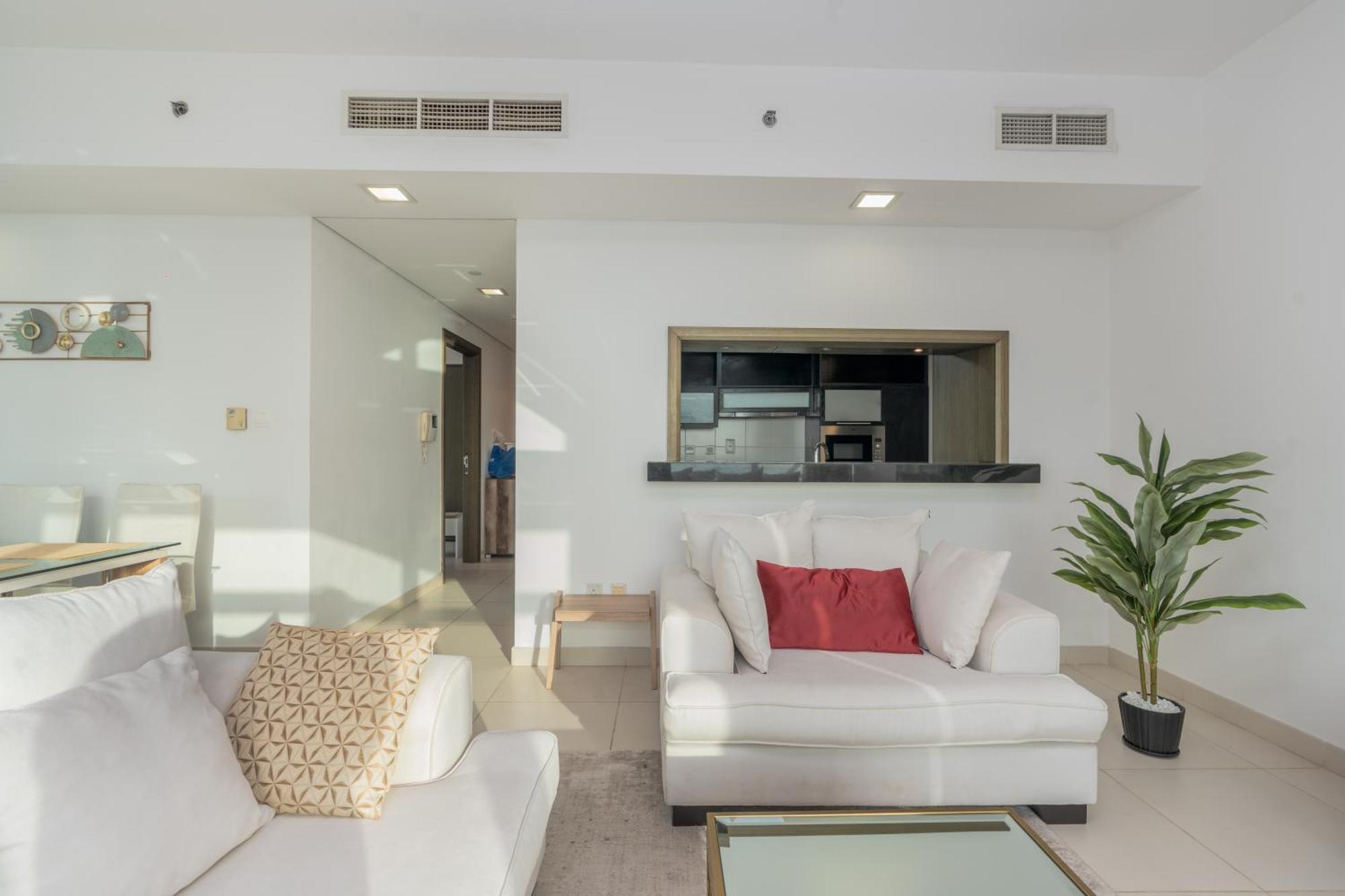 Vacay Lettings - Lofts Dubai