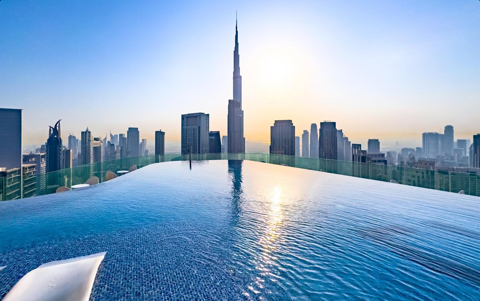 Paramount Midtown - 53rd Floor 2bedroom With Famous Roof Infinity Pool Overlooking Burj Khalifa * Dubai