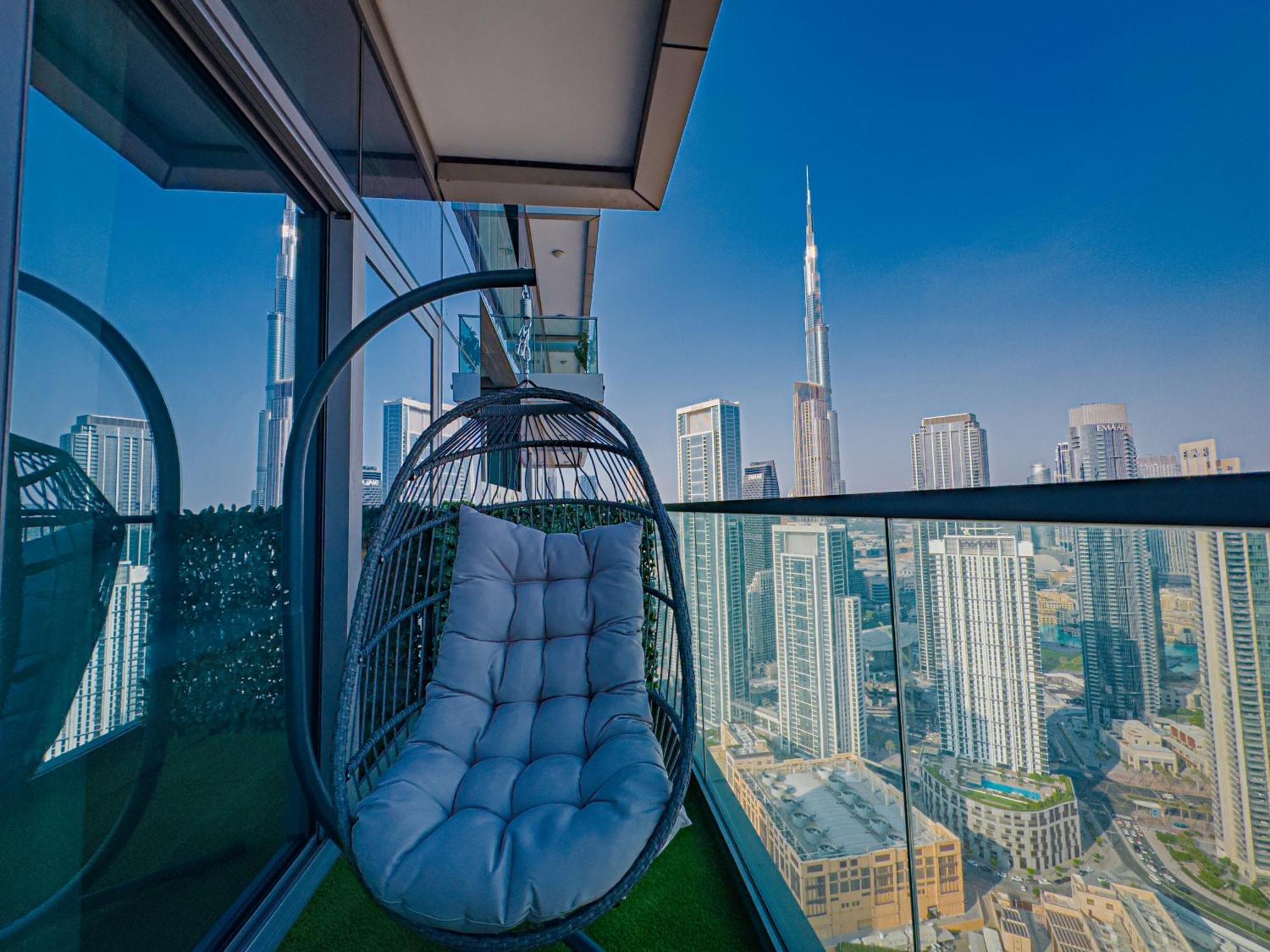 Paramount Midtown - 53rd Floor 2bedroom With Famous Roof Infinity Pool Overlooking Burj Khalifa Dubai