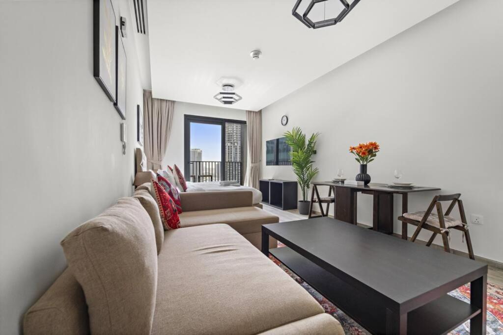 Spacious In Prime Location Apartment